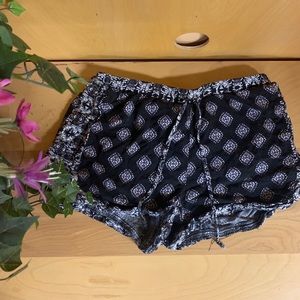 Super cute boho shorts